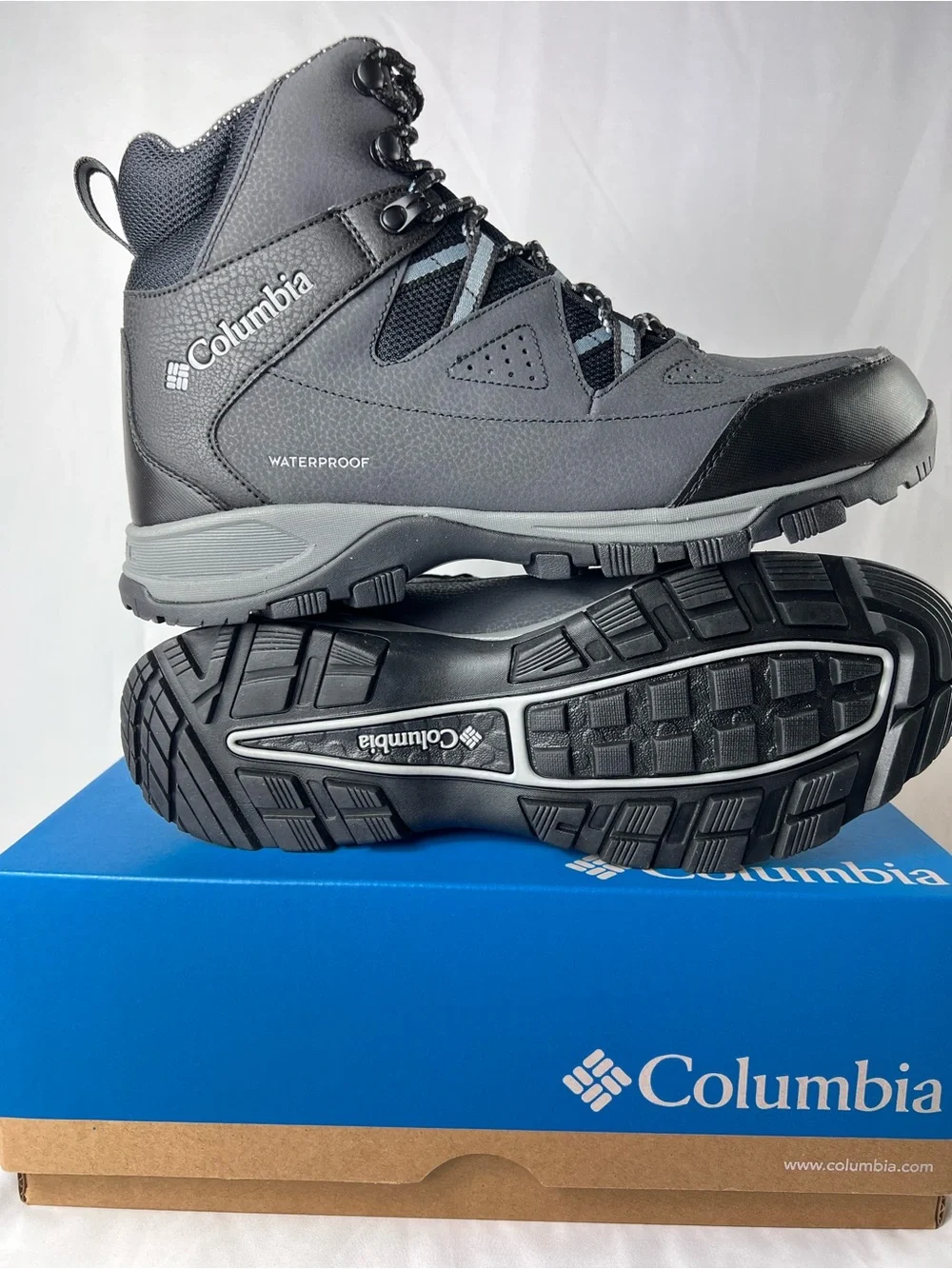 Columbia Waterproof 200G Insulation Gray/Black Size 11.5